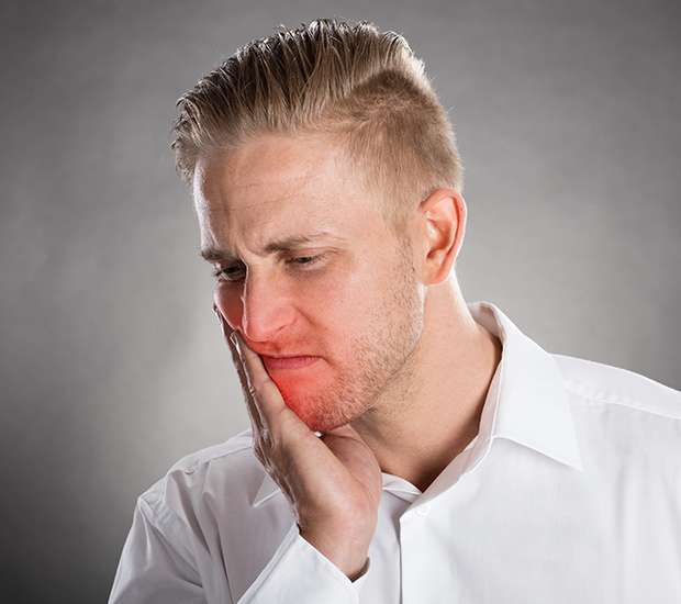 Miami 7 Signs You Need Endodontic Surgery